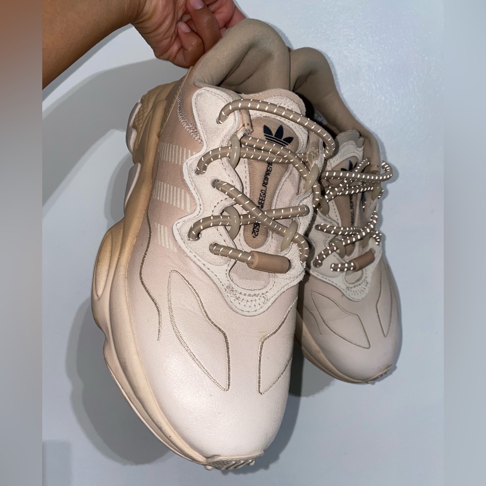Adidas Ozweego Beige